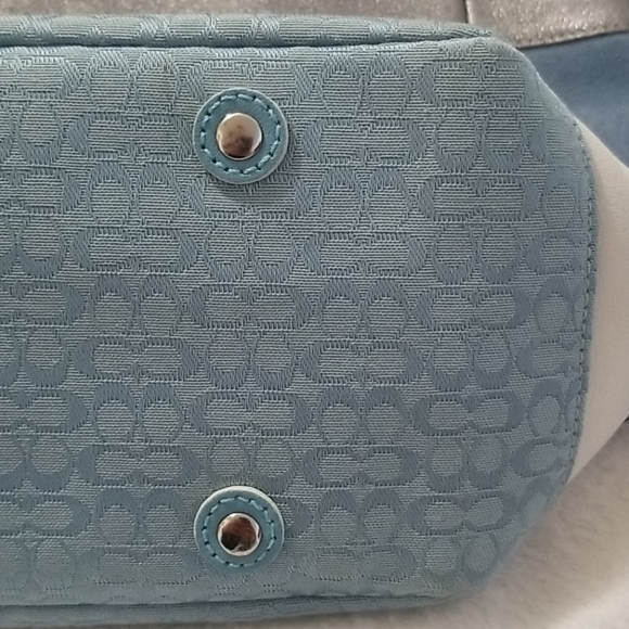 Vintage Wave Patchwork Tote - Picture 5 of 12